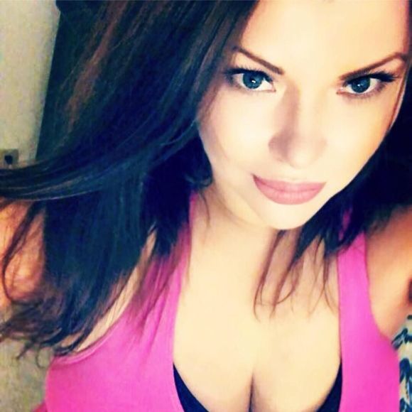 Meet your Posher, Zaira - Picture 1 of 1